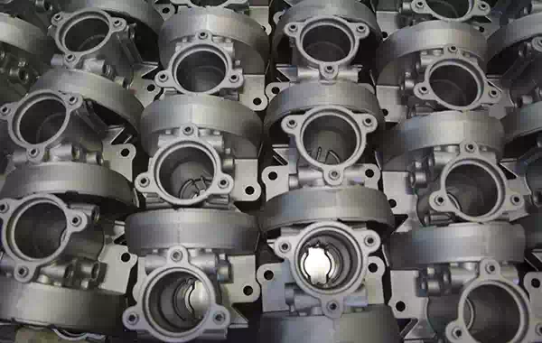 Strumenti per sbavatura metalli a Rovigo.